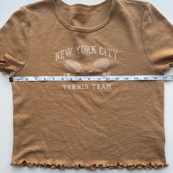 American Eagle Outfitters Graphic Baby Tee Size Large - Picture 9 of 11